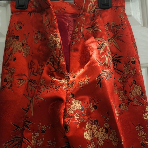 Satin like material pants set - Picture 14 of 16